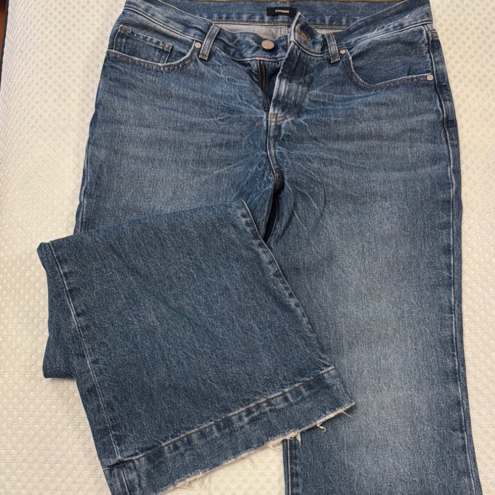 Woman’s 70s flare style jeans by Express